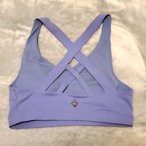XS Prana v-neck crossback sports bra